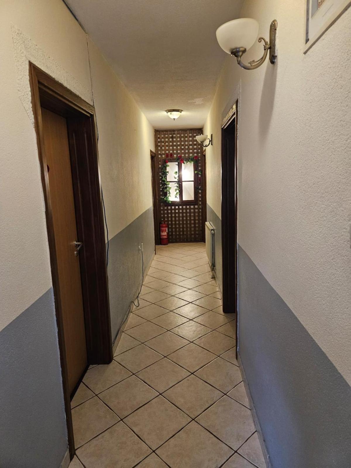 Lowen Aparthotel *